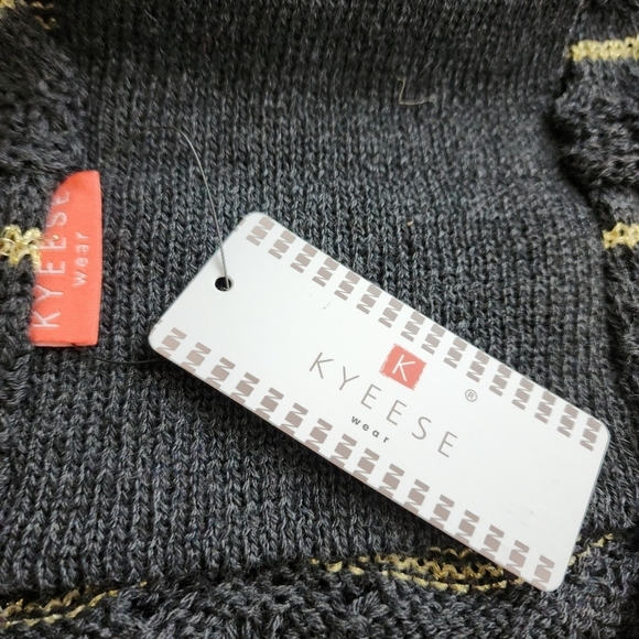 Kyeese Gold Thread Weave Patten Dog Sweater Size XL NWT - Picture 3 of 4